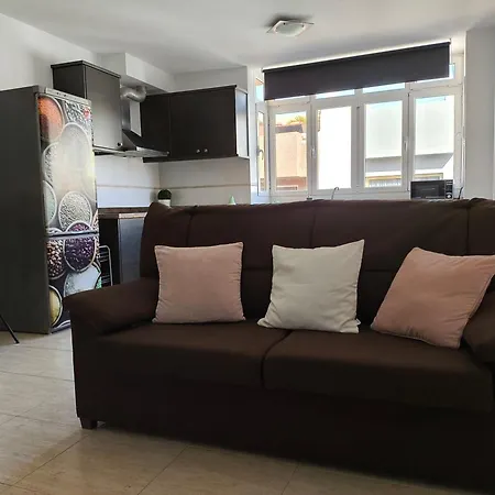 Apartment Ar - De 3 Con Ascensor En Huesas, Telde
