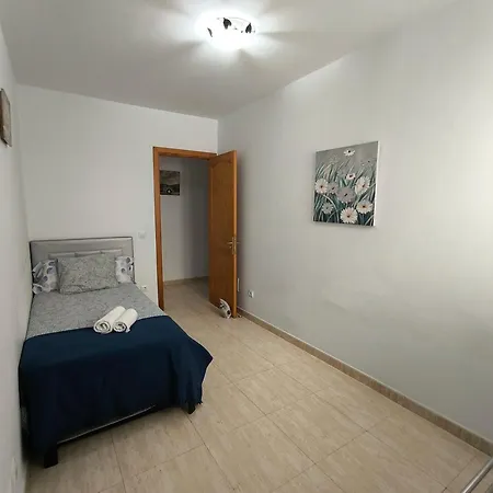 Ar - De 3 Con Ascensor En Huesas,