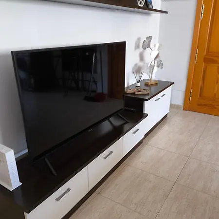 Ar - De 3 Con Ascensor En Huesas, Apartment