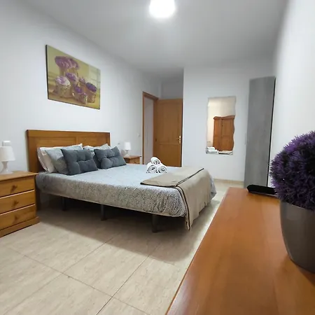 Apartment Ar - De 3 Con Ascensor En Huesas,