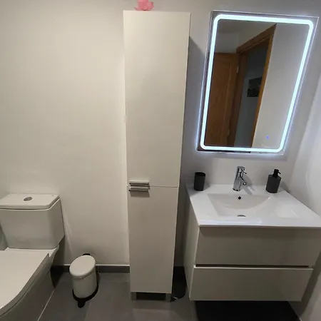 Apartment Ar - De 3 Con Ascensor En Huesas,