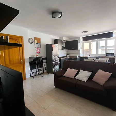 Apartment Ar - De 3 Con Ascensor En Huesas, Telde