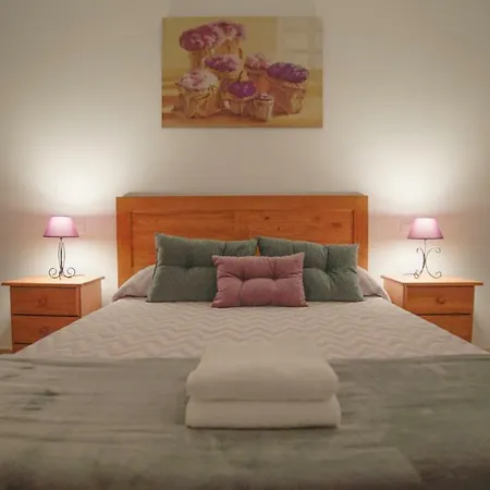 Ar - De 3 Con Ascensor En Huesas, Apartment *