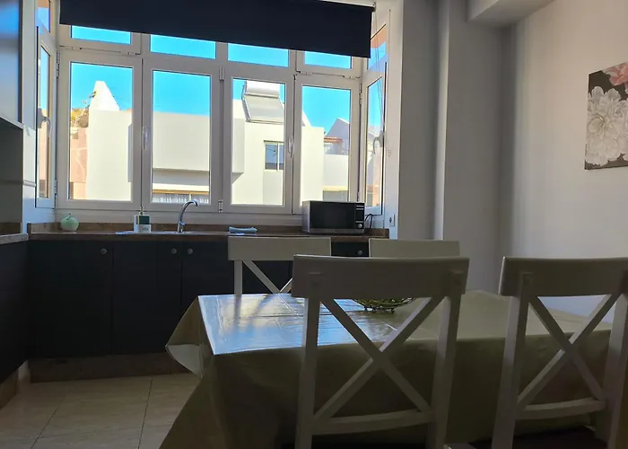 Ar - De 3 Con Ascensor En Huesas,