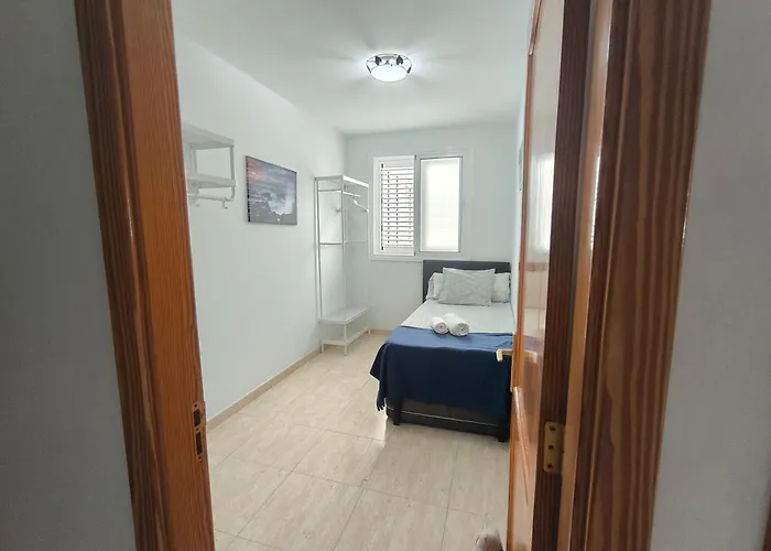 Ar - De 3 Con Ascensor En Huesas, Apartment *