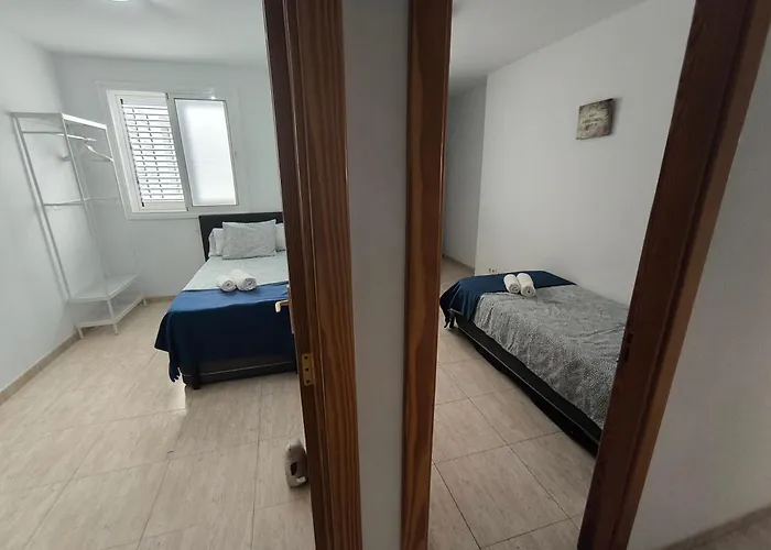 Ar - De 3 Con Ascensor En Huesas, Apartment Telde